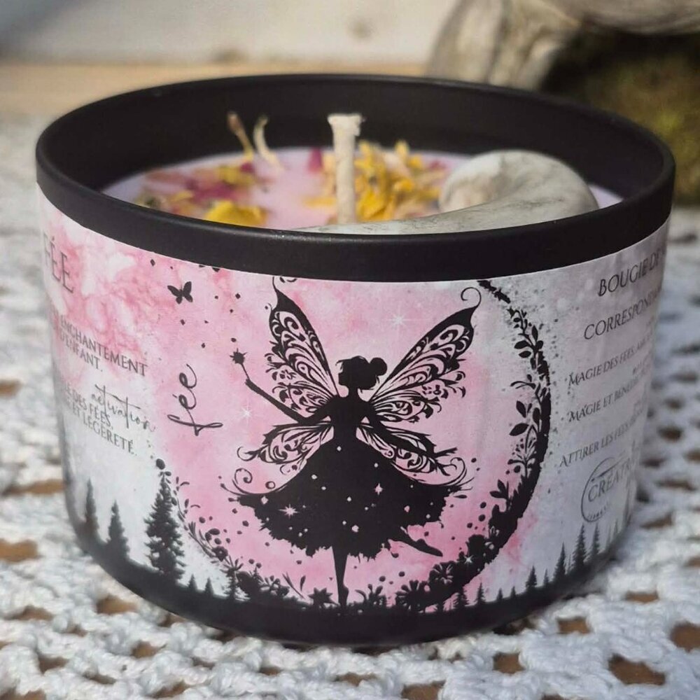 Fairy Gather Rings 🍄🧚 Scented Soy Candle - Picture 7 of 13